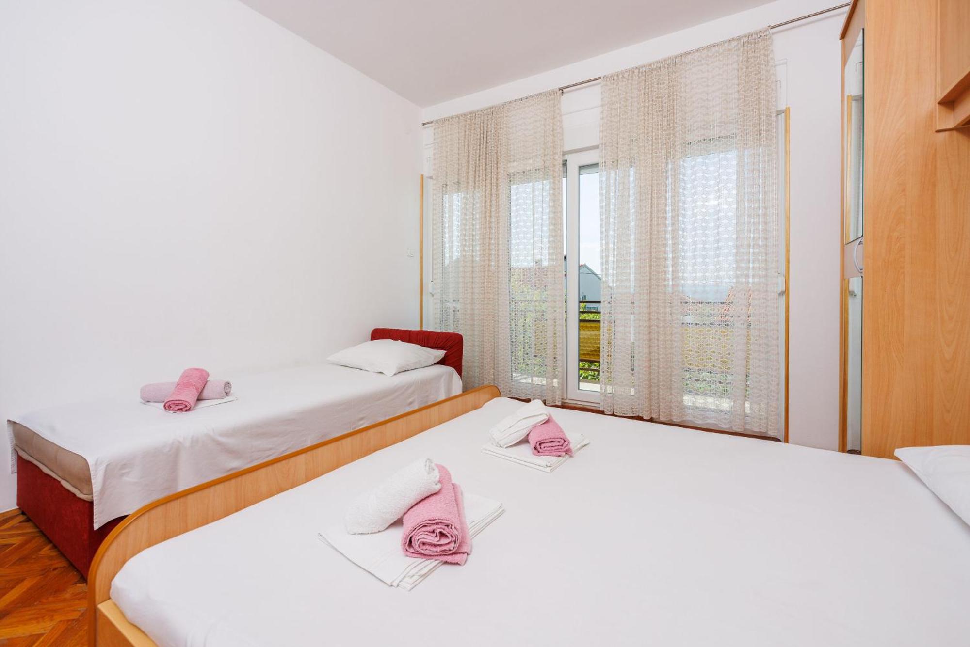 Apartments Davorka Цриквеница Экстерьер фото