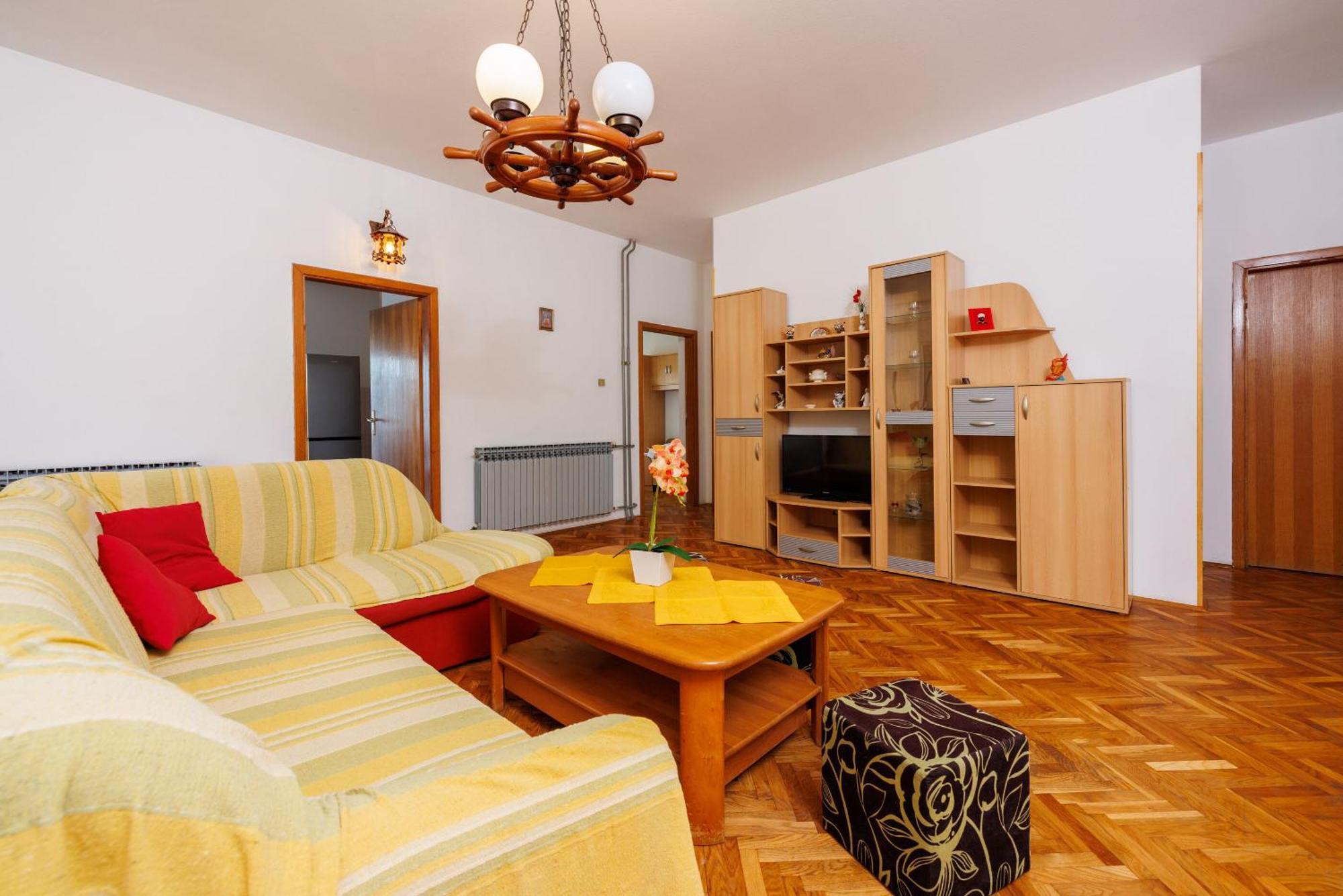 Apartments Davorka Цриквеница Экстерьер фото