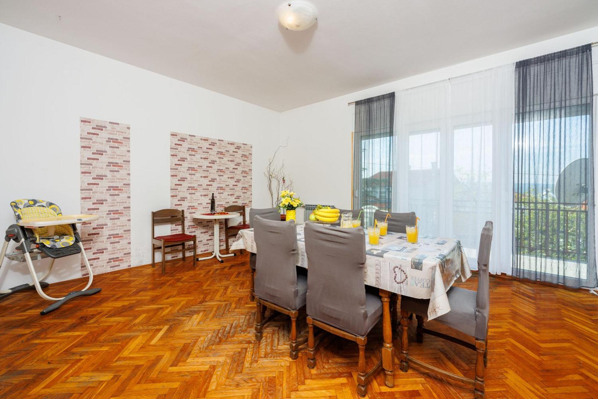 Apartments Davorka Цриквеница Экстерьер фото