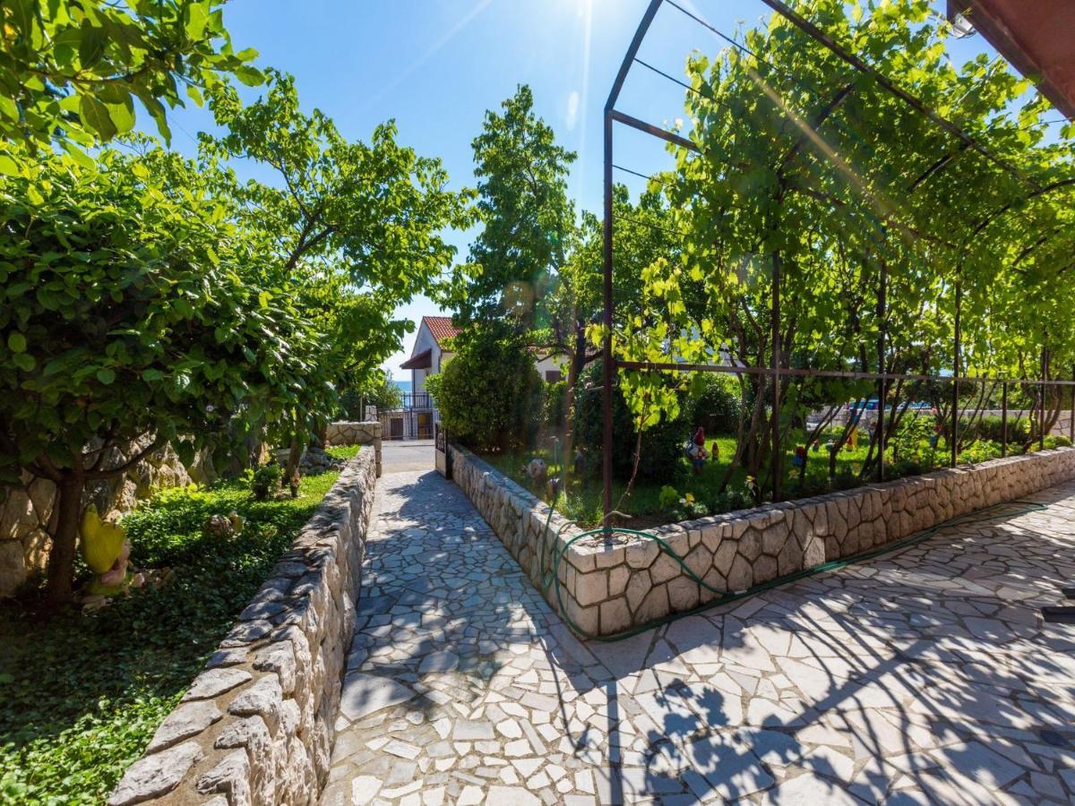 Apartments Davorka Цриквеница Экстерьер фото